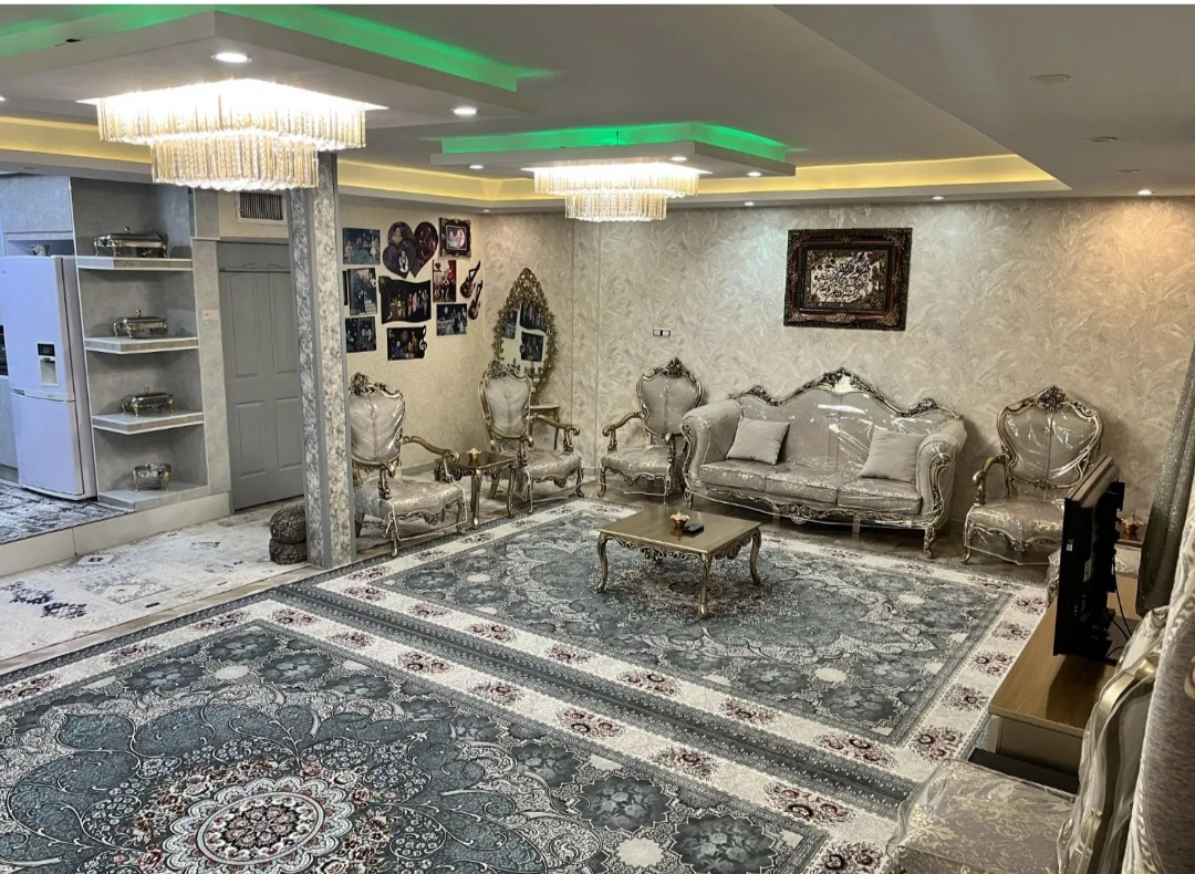 آپارتمان ۱۰۰ متری دو خواب