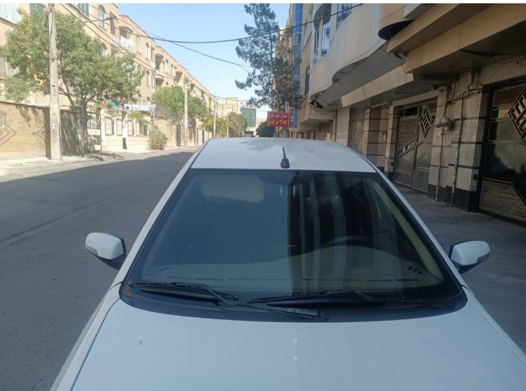 سمند سورن لازرورقی