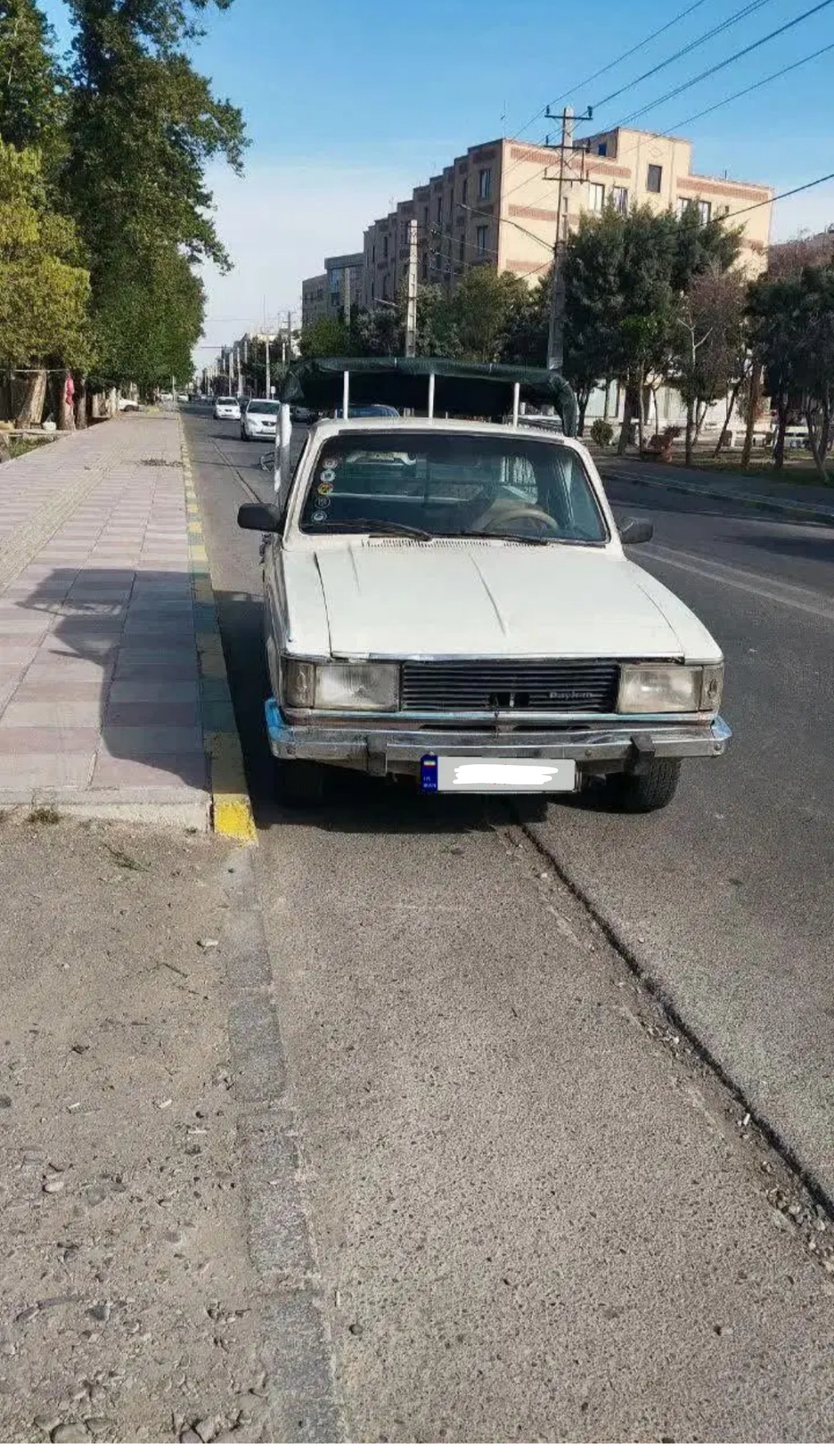 پیکان وانت مدل ۸۱