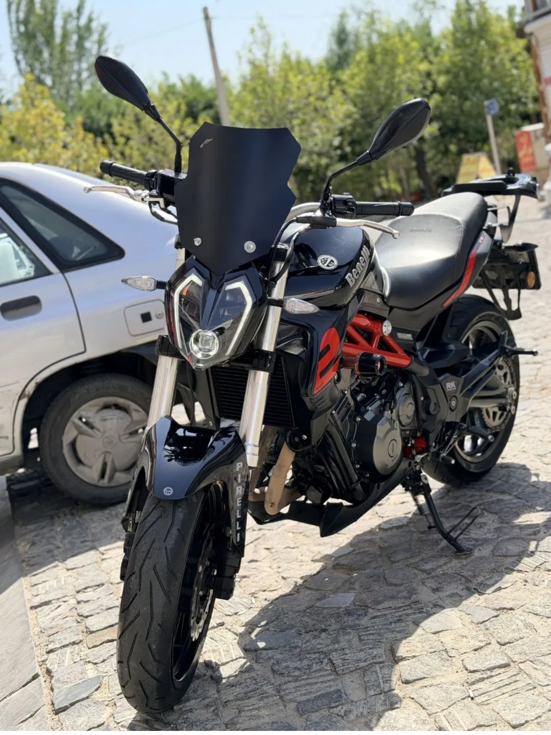 بنلی 300جفت مدل 1402