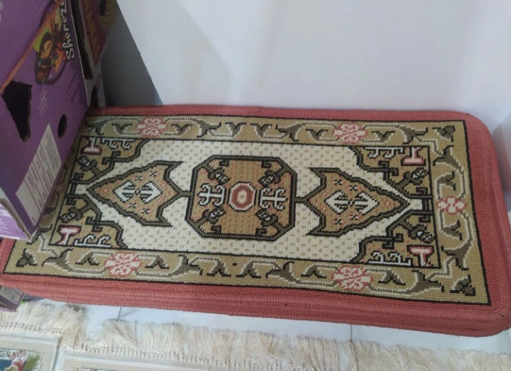 گلیم رو پله ای